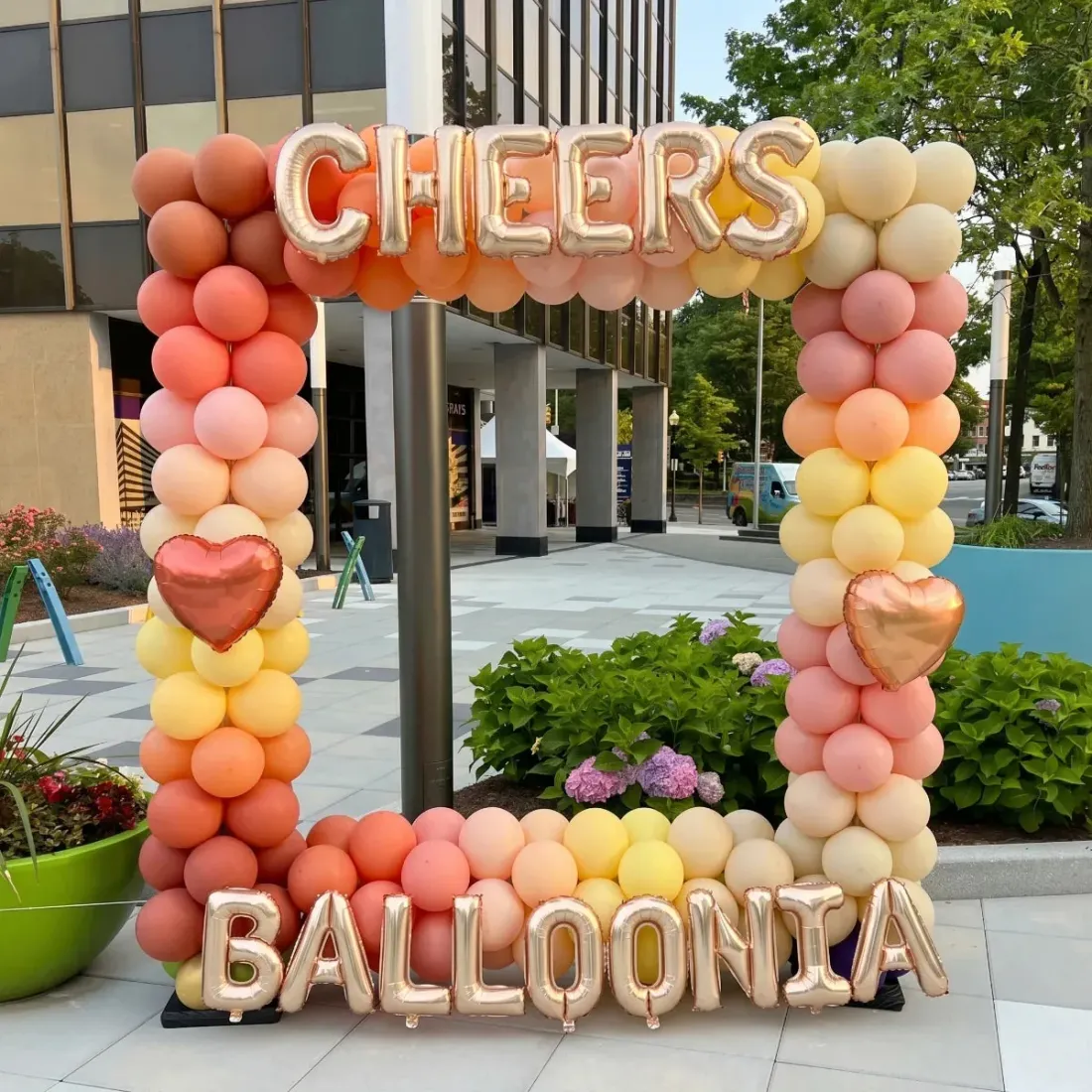 Classic Frame Balloon Display